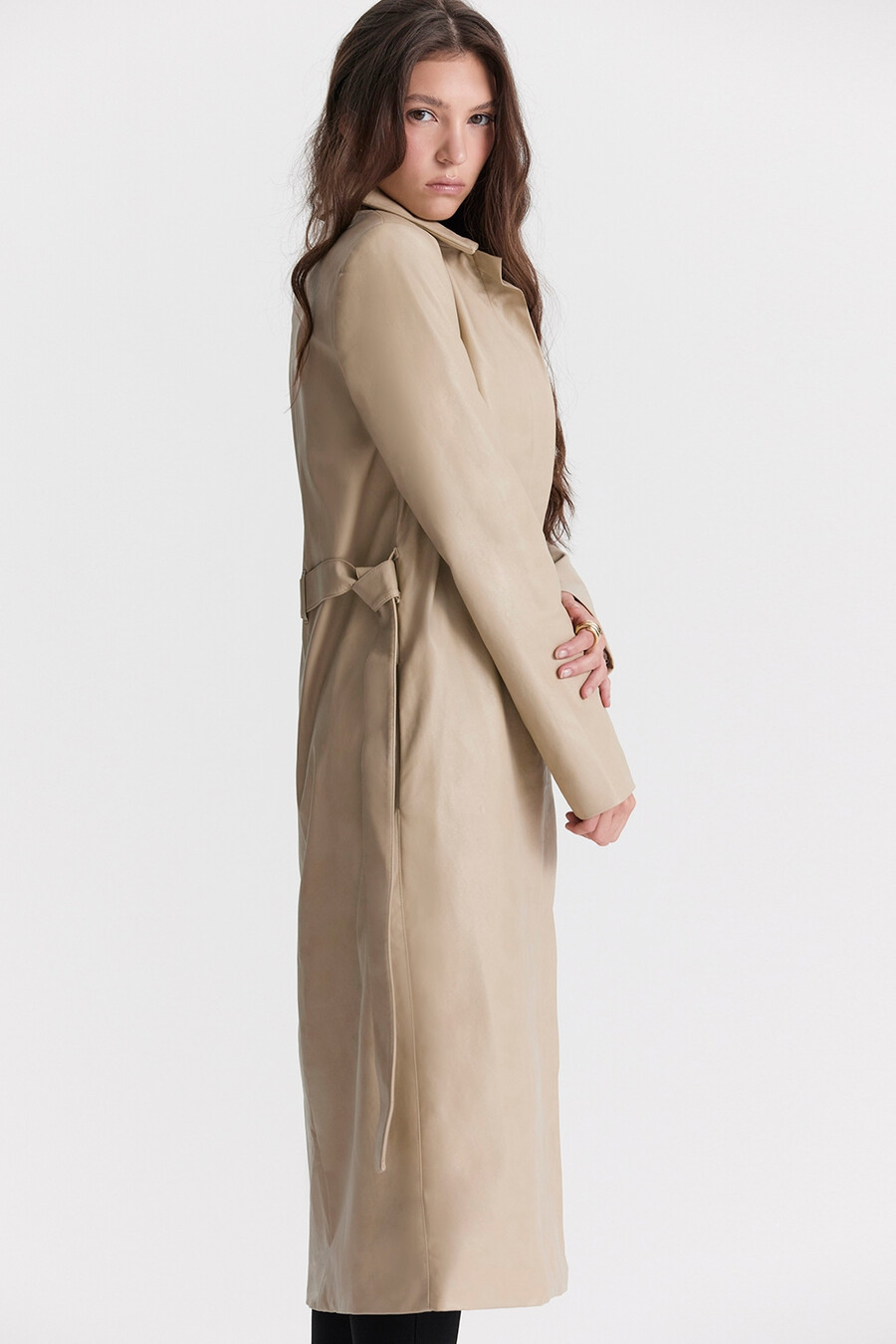 trench in pelle vegana beige