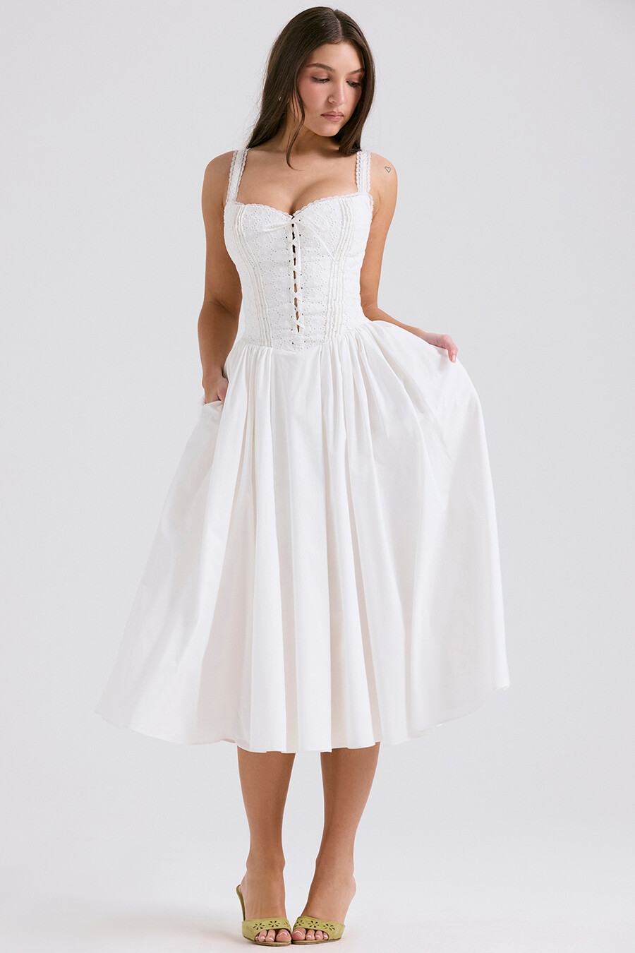 abito midi in pizzo inglese bianco e cotone