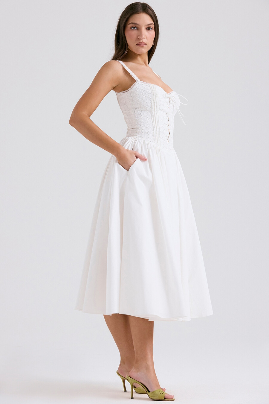 abito midi in pizzo inglese bianco e cotone