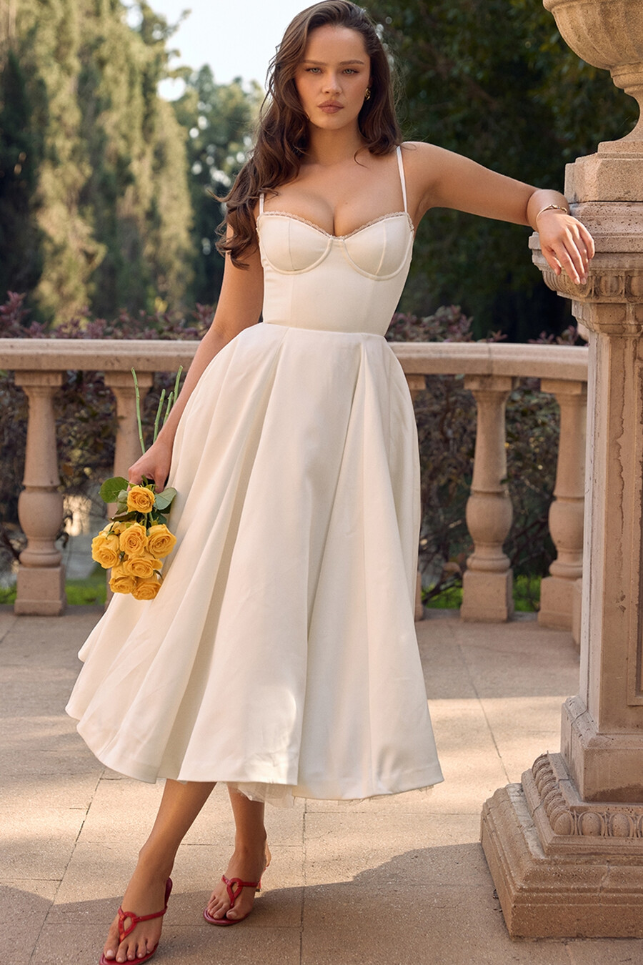 abito midi in tulle bianco