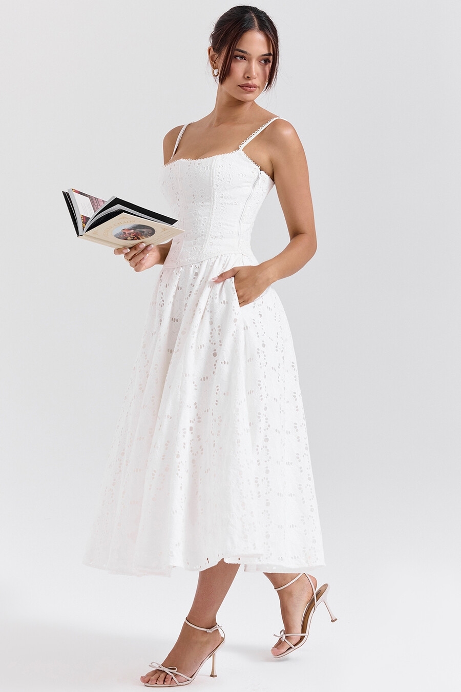 gonna midi in pizzo inglese bianco