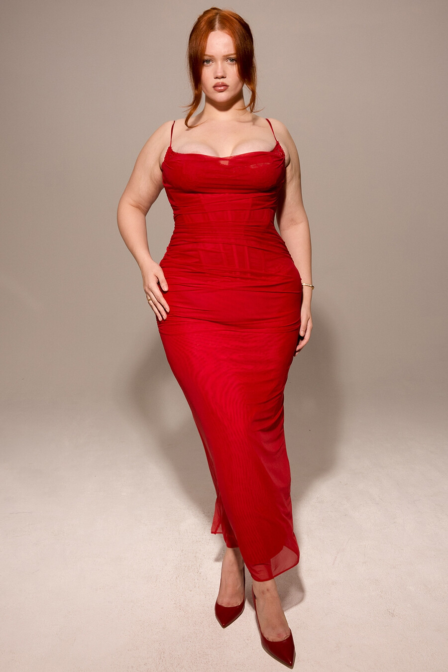 abito lungo con corsetto in rete rossa holly