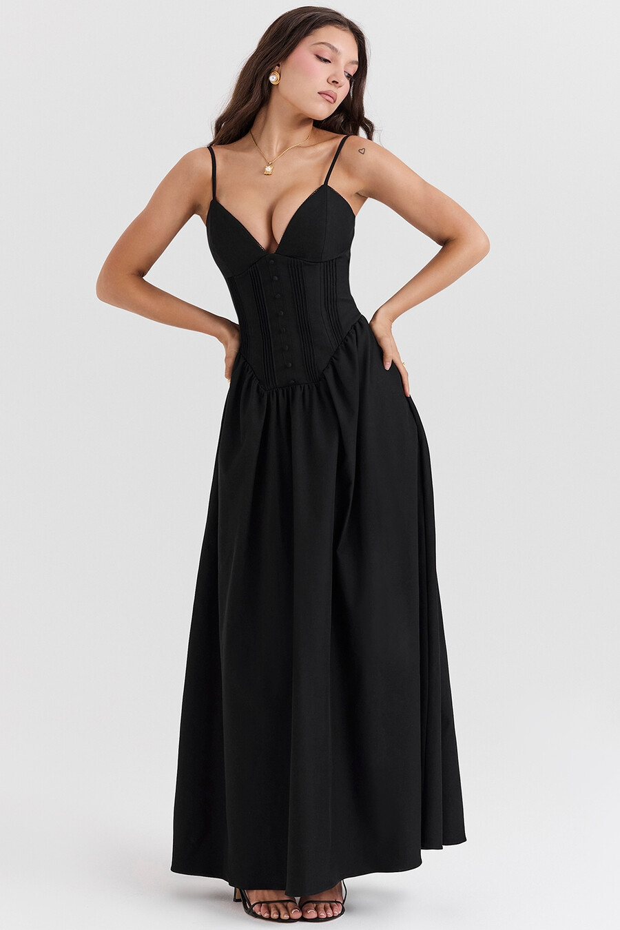abito lungo con corsetto nero