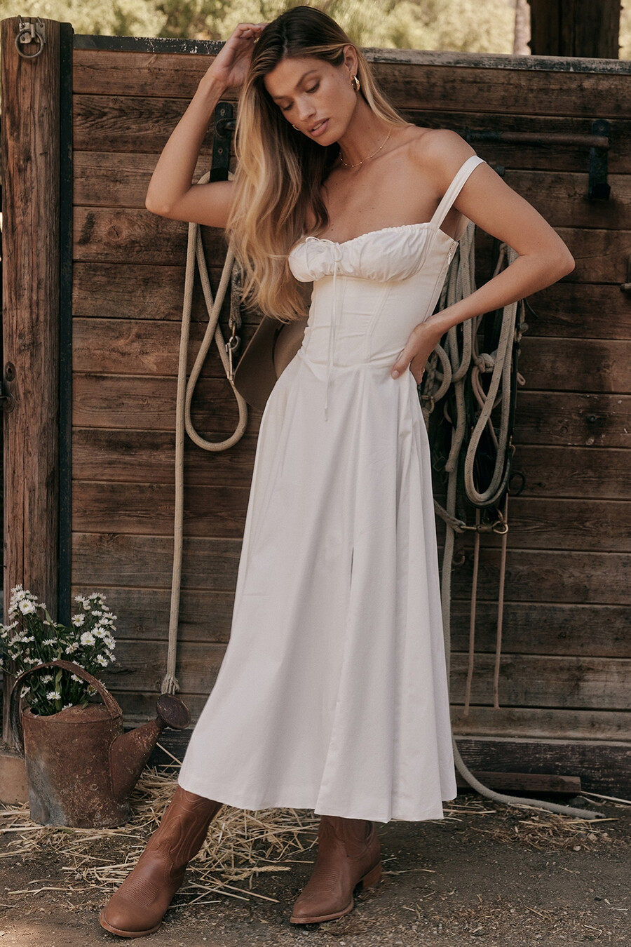 abito estivo bustier bianco