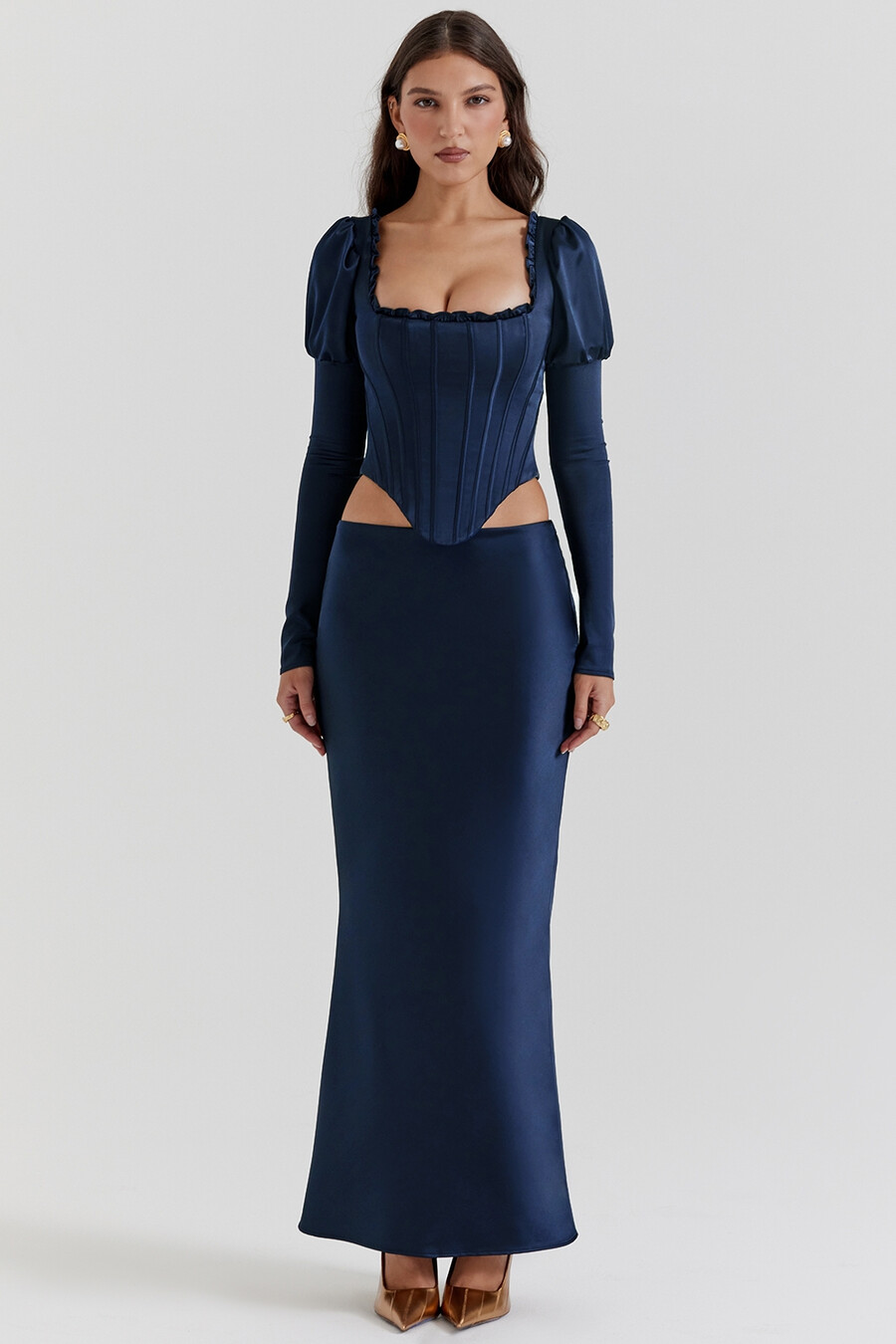gonna lunga in raso blu navy con taglio sbieco