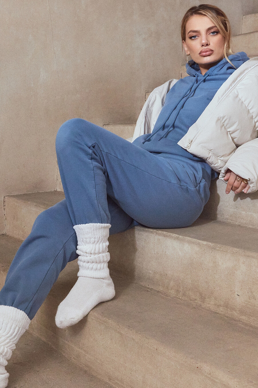 felpa con cappuccio oversize azzurra