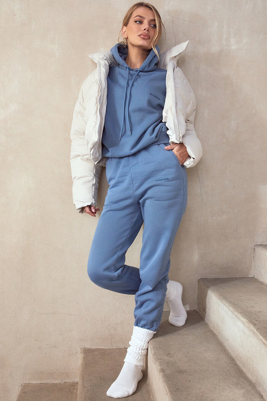 felpa con cappuccio oversize azzurra