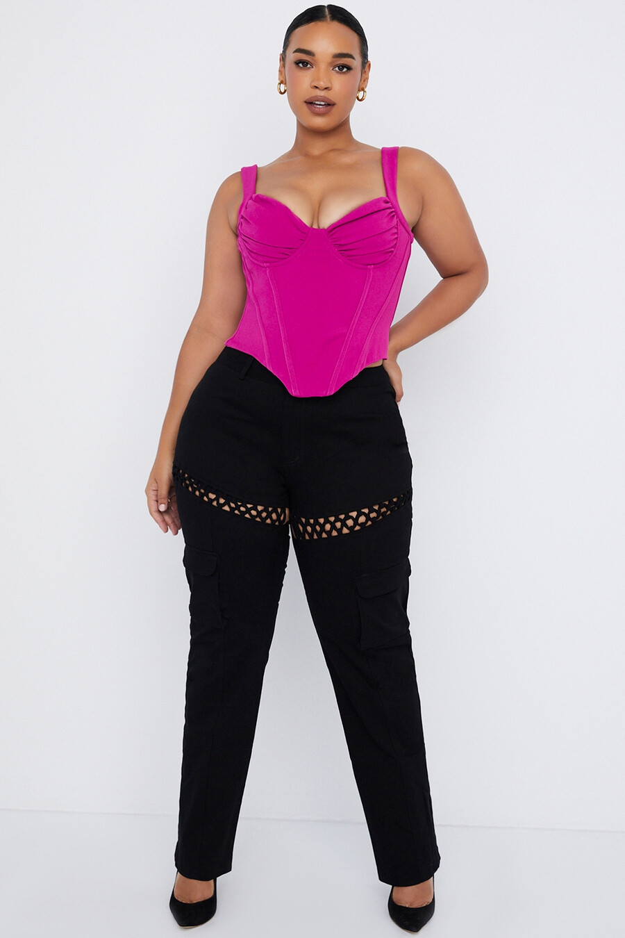 pantaloni cargo neri con lacci